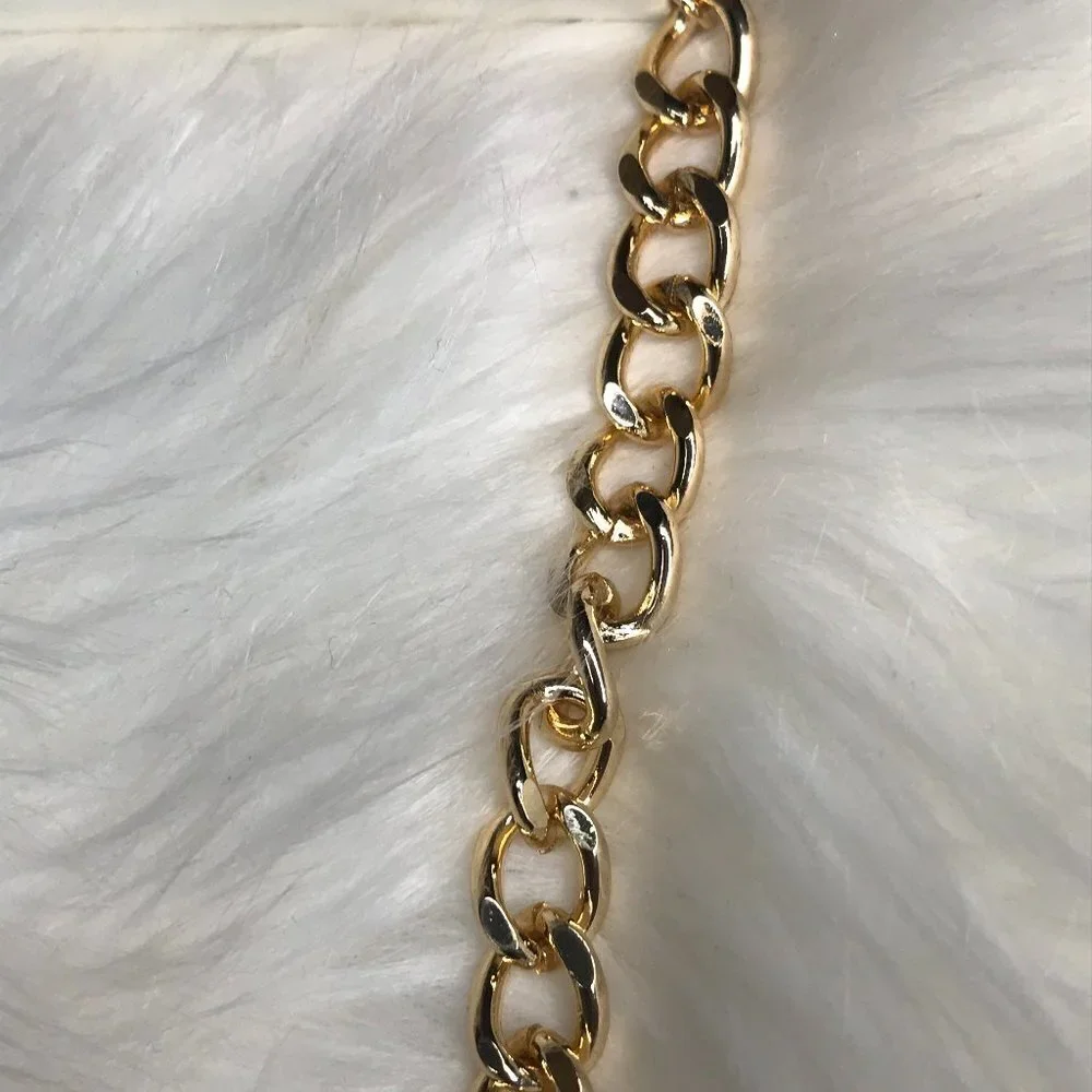 J. ELISE BOUTIQUE GOLD CRYSTAL PENDANT CHAIN LINK NECKLACE AND EARRING SET